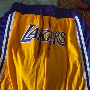 Men’s Lakers basketball shorts